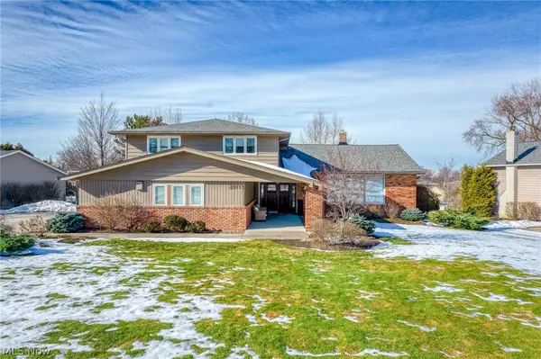 25113 Bridgeton Drive, Beachwood, OH 44122