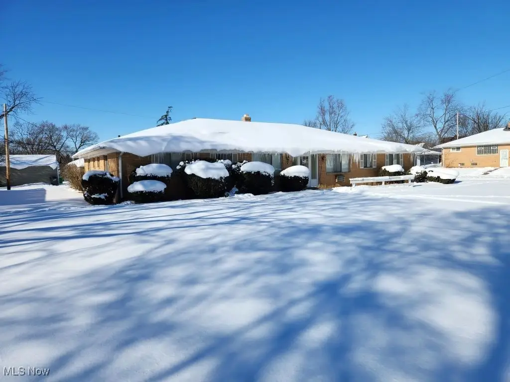 419 Center Road, Bedford, OH 44146 - Image #1