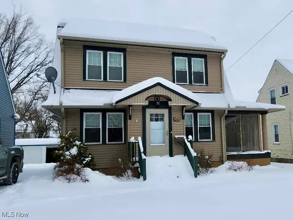 1076 Rushleigh Road, Cleveland Heights, OH 44121