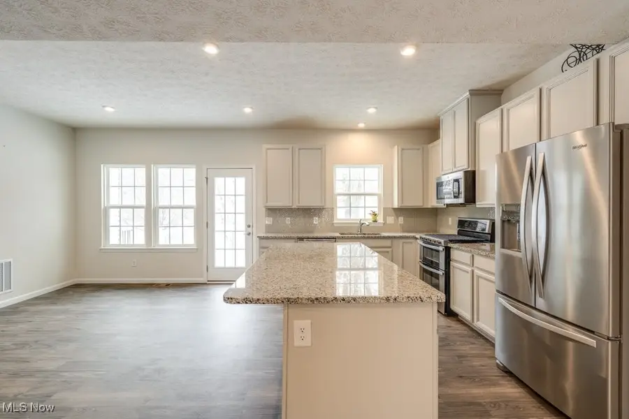 1173 Bean Lane, Akron, OH 44313 - Image #2