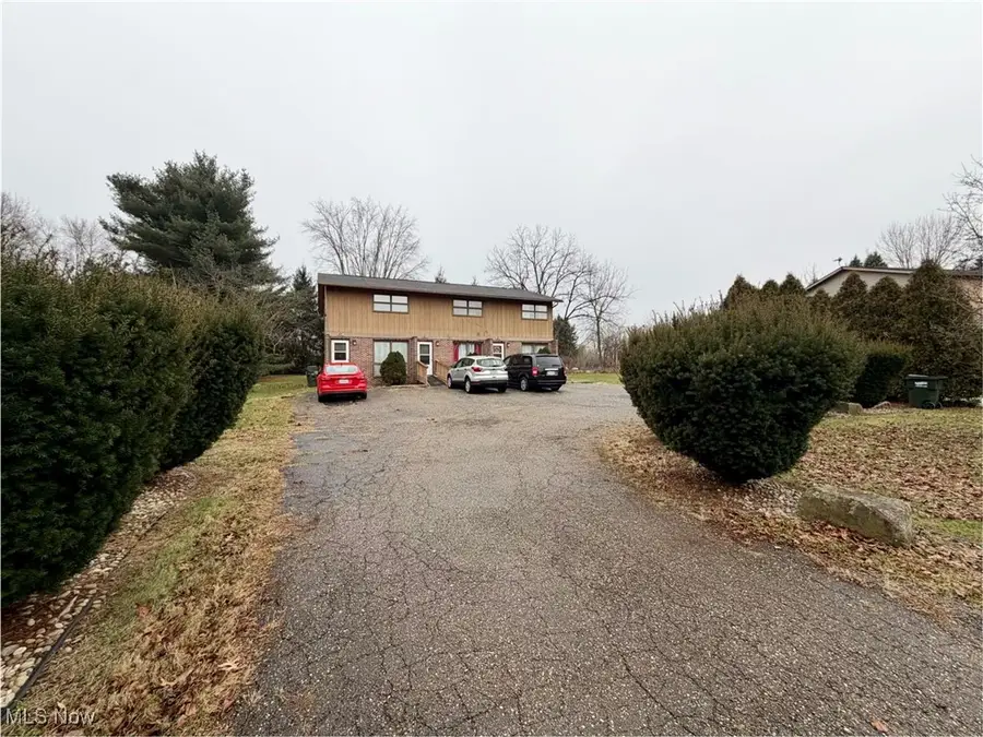 792 Kingwood Ne Drive, Bolivar, OH 44612 - Image #2