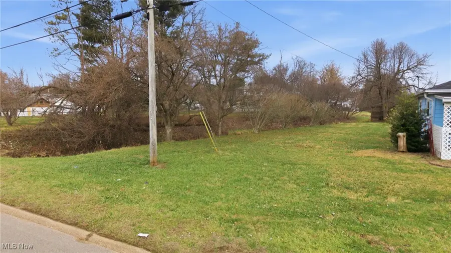 919 19th Street, Vienna, WV 26101 - #2