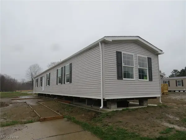 2659 Lake Breeze Drive, Madison, OH 44057