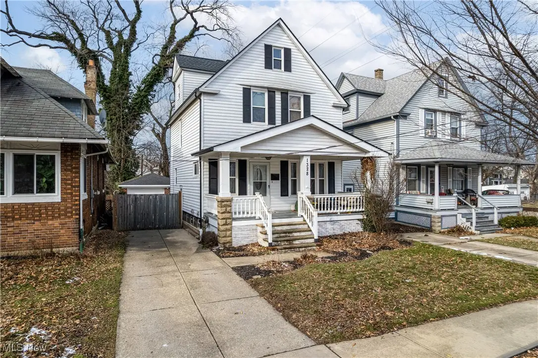 1328 Bonnieview Avenue, Lakewood, OH 44107 - Image #1