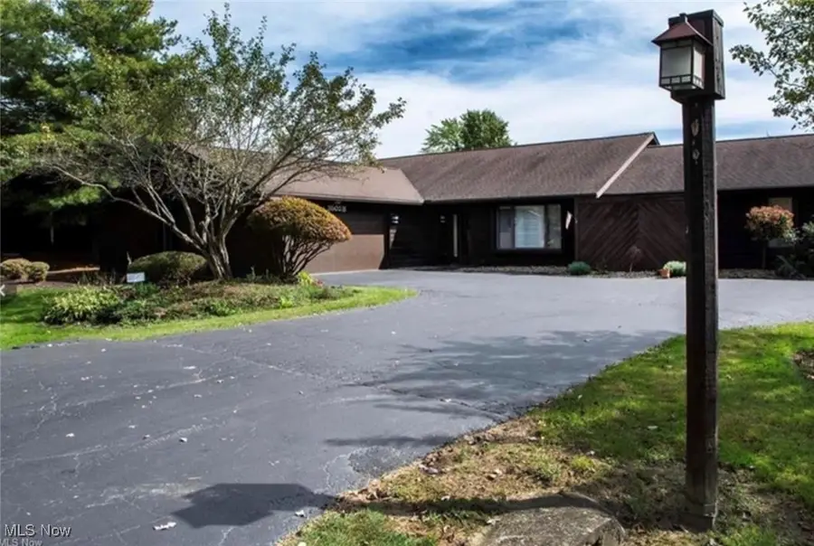 3502 Somerset Drive #B, Youngstown, OH 44505 - #3