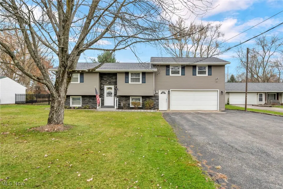 37054 Sugar Ridge Road, North Ridgeville, OH 44039 - Image #1