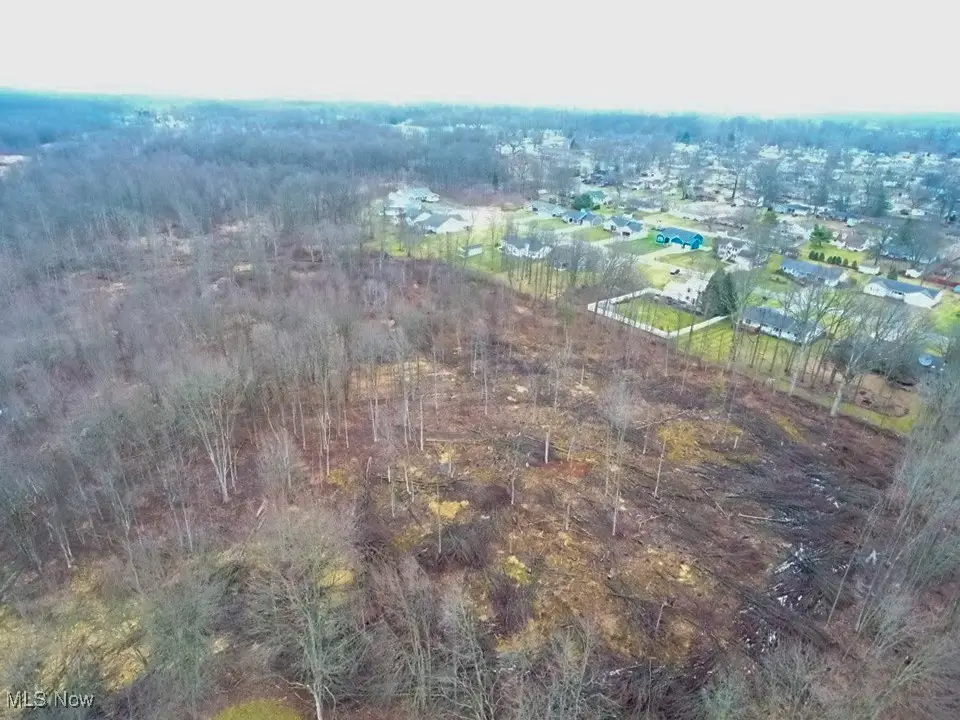 Old Colony Nw Road, Champion Heights, OH 44481 - Image #1