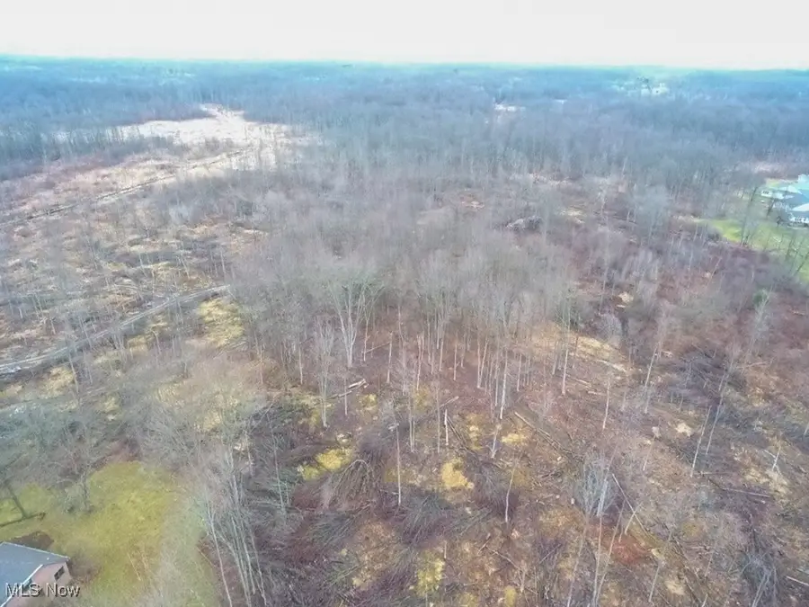 Old Colony Nw Road, Champion Heights, OH 44481 - Image #3