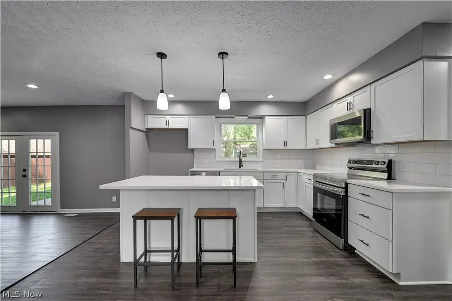 4829 Woodview Drive, Vermilion, OH 44089 - #2