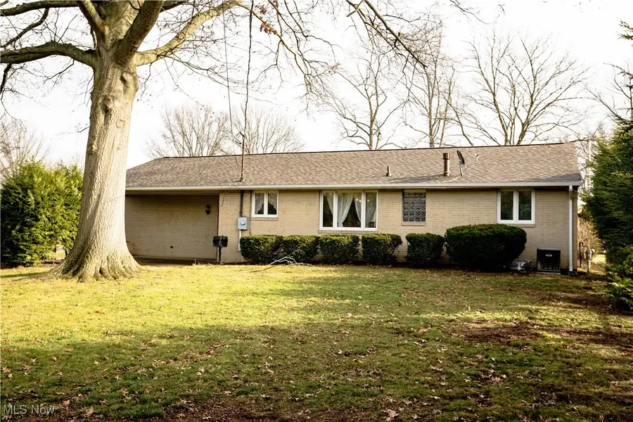 302 S Reeves Avenue, Dover, OH 44622 - Image #3