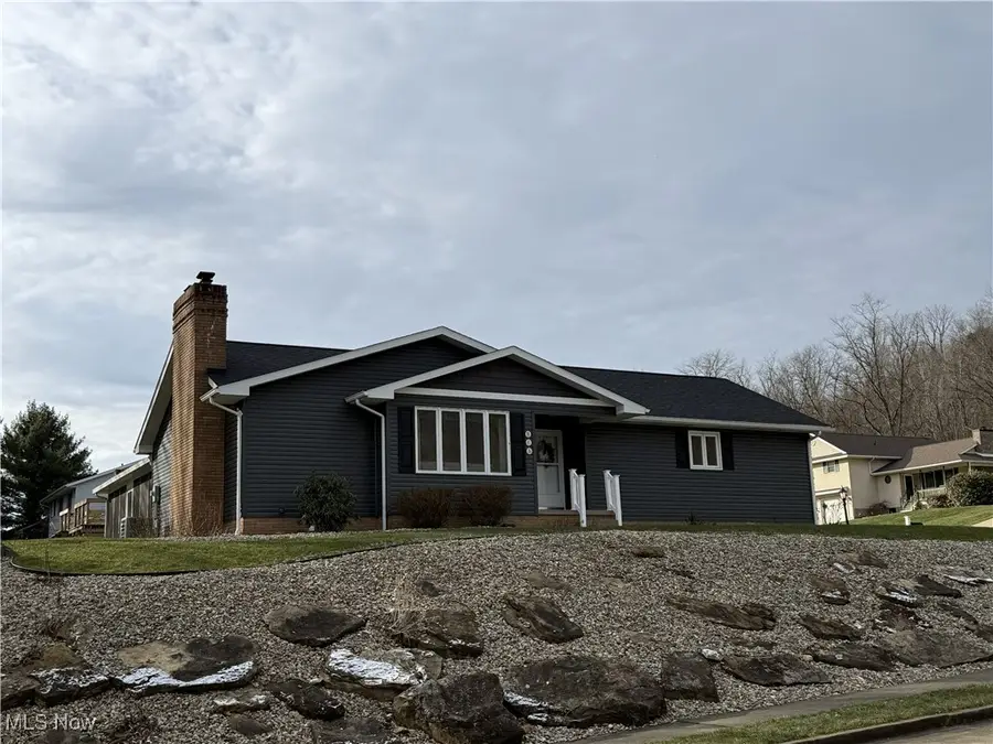 568 Lockport Sw Avenue, New Philadelphia, OH 44663 - Image #2