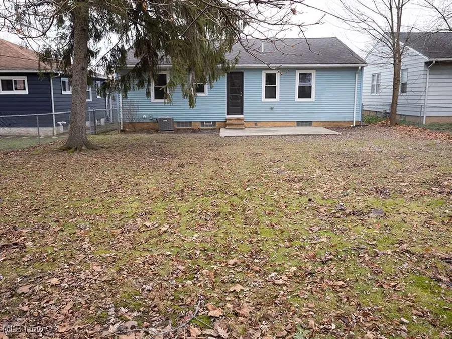 4838 N Sedgewick Road, Lyndhurst, OH 44124 - Image #2