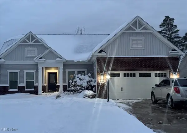 6188 Whitetail Run, Oakwood Village, OH 44146