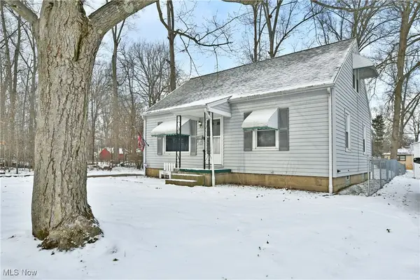 1722 Bradford Nw Street, Warren, OH 44485