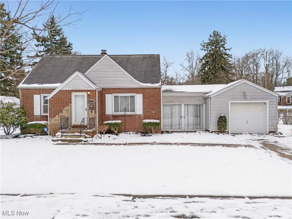 210 Davenport Avenue, Akron, OH 44312 - Image #1