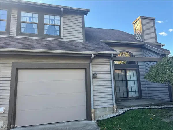 3811 Northwoods Ne Court #4, Warren, OH 44483