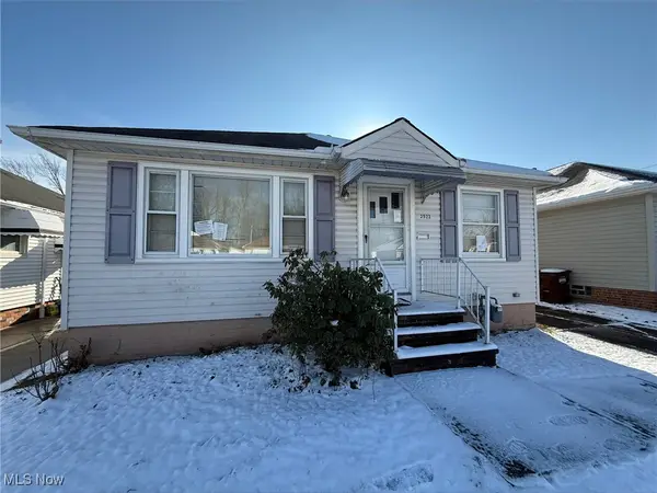 2923 Park Drive, Parma, OH 44134