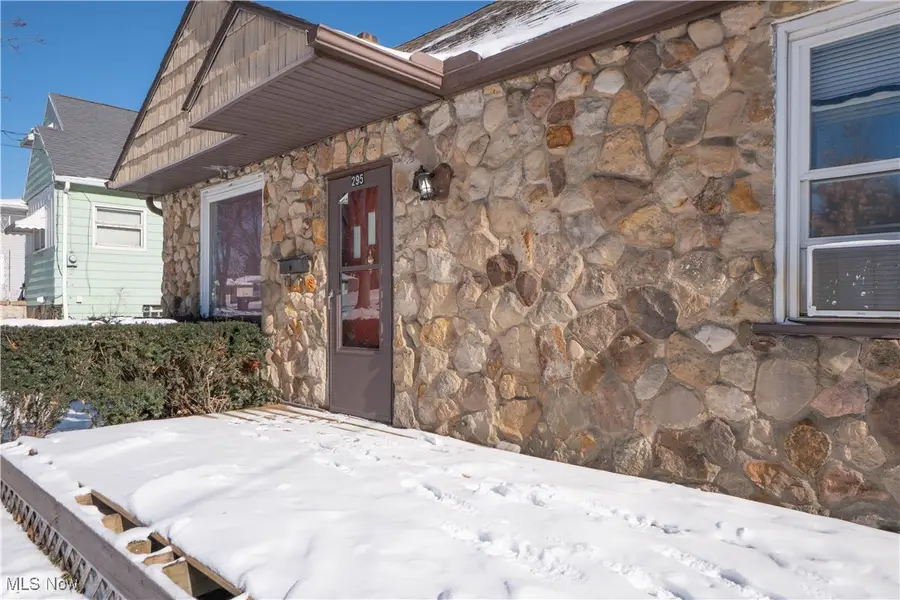 295 High Grove Boulevard, Akron, OH 44312 - Image #2