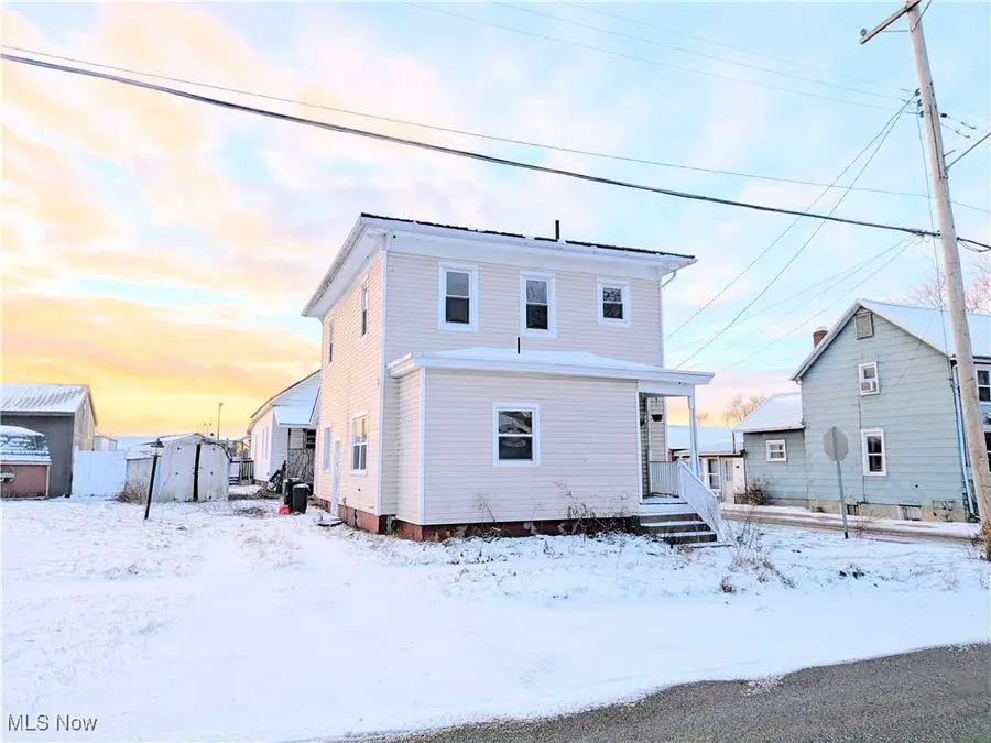 117 N Market Street, Waynesburg, OH 44688 - Image #2