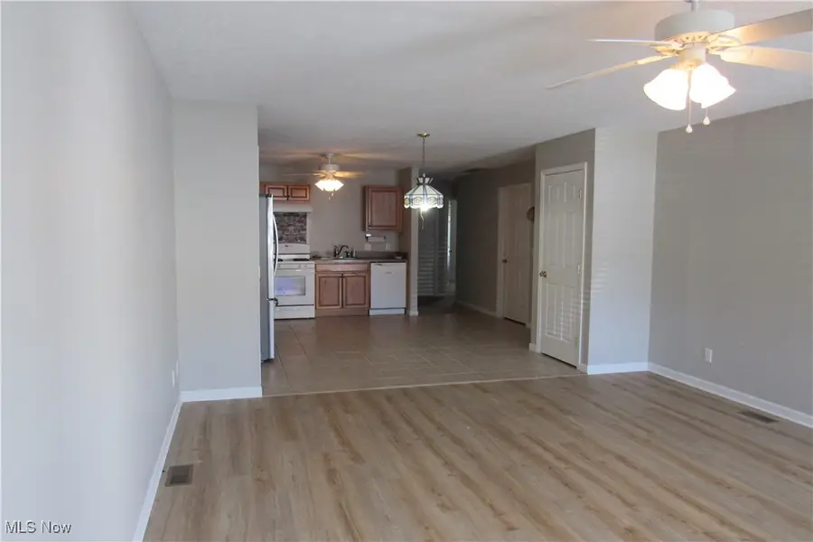 5930 Lake W Road #1602, Ashtabula, OH 44004 - Image #3