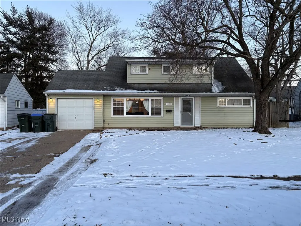 2993 Prange Drive, Cuyahoga Falls, OH 44223 - Image #1