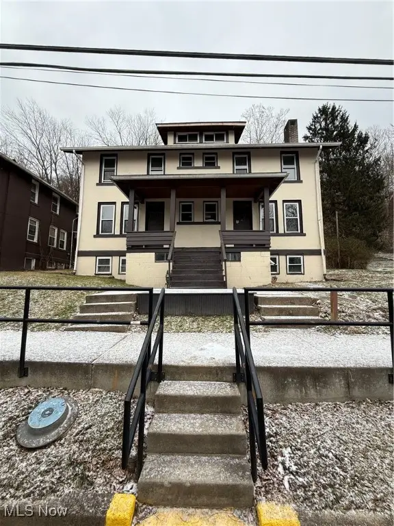 468 Hill Street, Beech Bottom, WV 26030