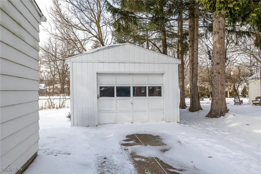 4354 W 215th Street, Fairview Park, OH 44126 - Image #3