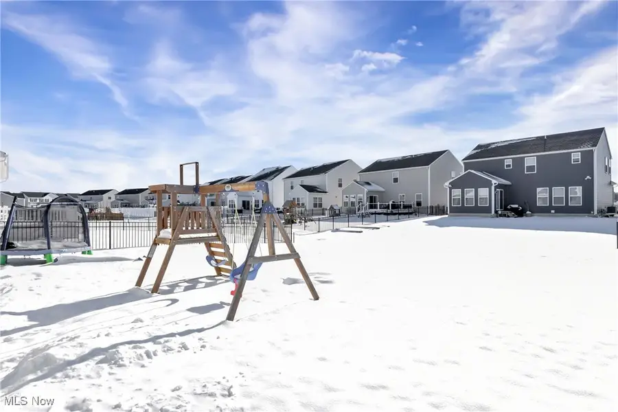37269 White Feather Avenue, North Ridgeville, OH 44039 - Image #3