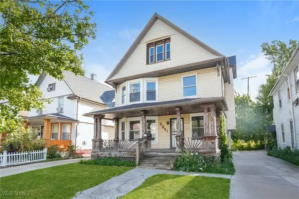 2091 W 100th Street, Cleveland, OH 44102