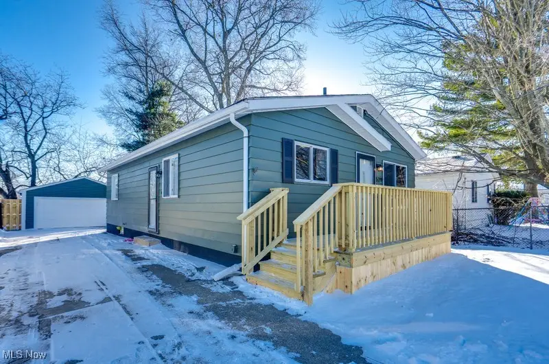 529 Anderson Avenue, Akron, OH 44306 - Image #2