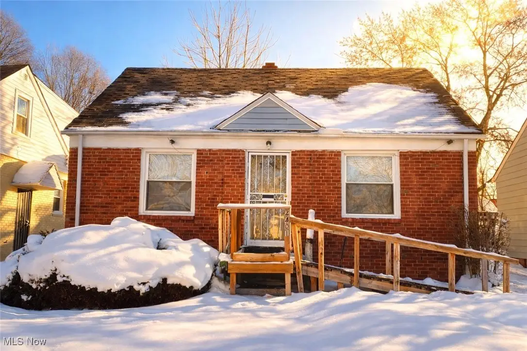 4401 Ingleside Road, Warrensville Heights, OH 44128 - #1