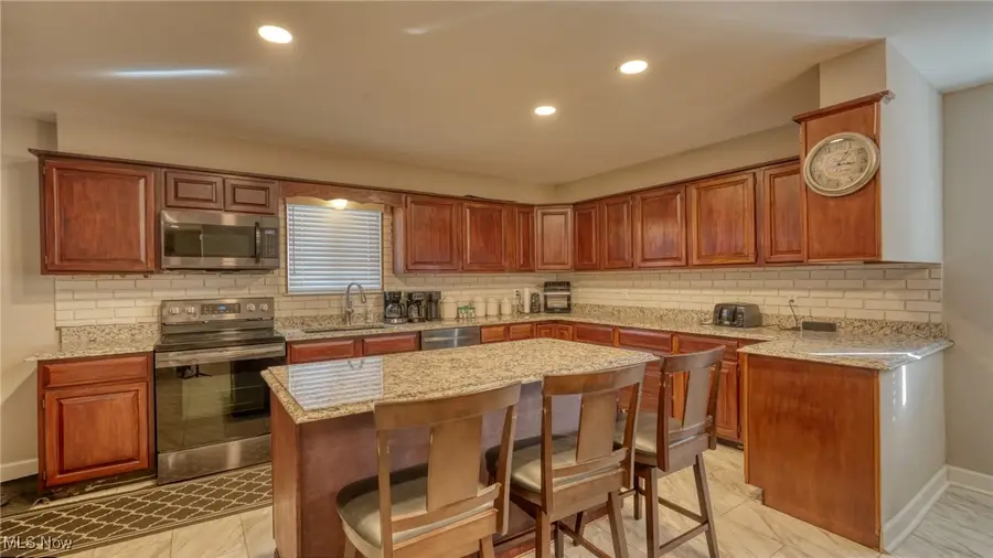 1307 Cobo Lane, Cambridge, OH 43725 - Image #3