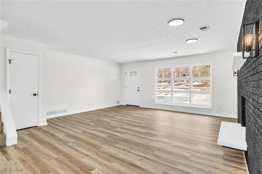 2928 Pressler Road, Uniontown, OH 44685 - Image #3