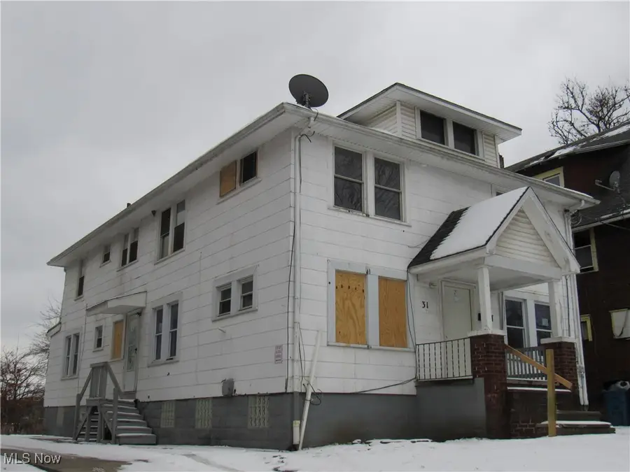 31 Mc Naughton Street, Akron, OH 44305 - Image #2