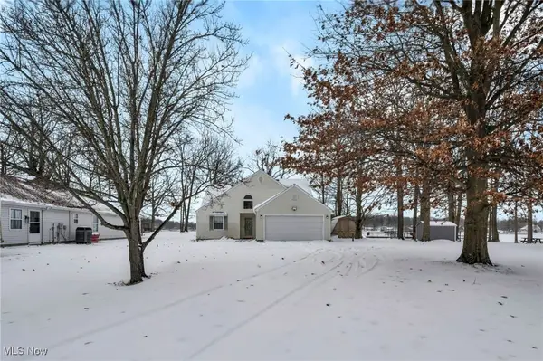 2528 Tupelo Drive, Roaming Shores, OH 44084