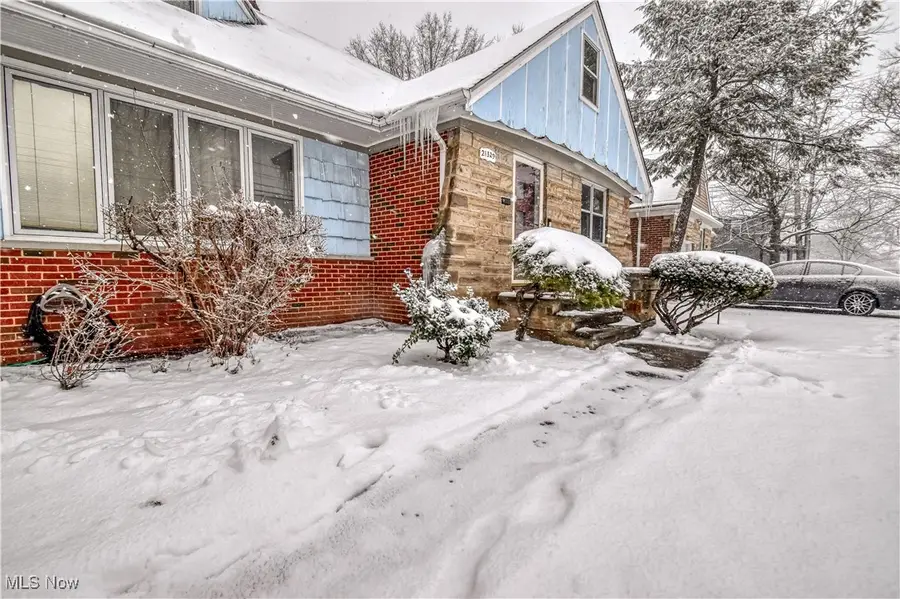 21329 Lakeshore Boulevard, Euclid, OH 44123 - Image #2