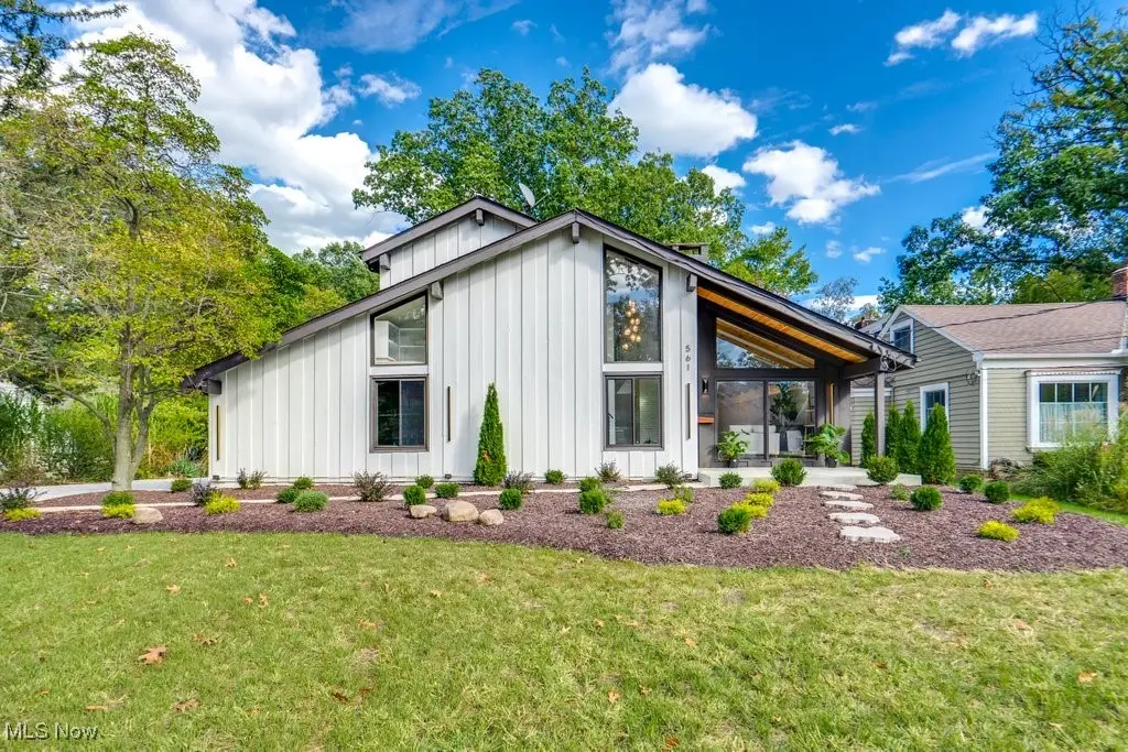 561 Upland Road, Bay Village, OH 44140 - #1