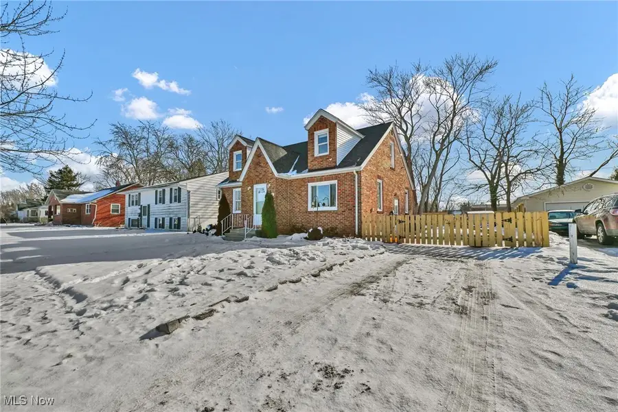 210 Louisiana Avenue, Elyria, OH 44035 - Image #2