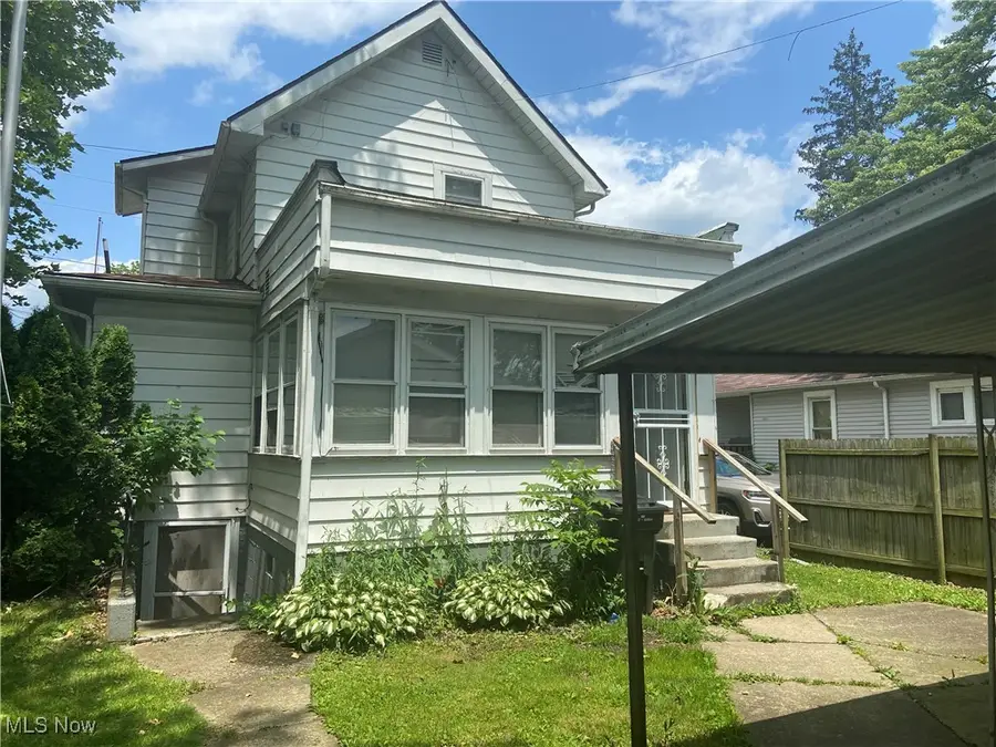 555 NW Hall Nw Street, Warren, OH 44484 - Image #2