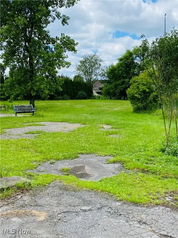 3905 Dobbins Road, Poland, OH 44514 - Image #2