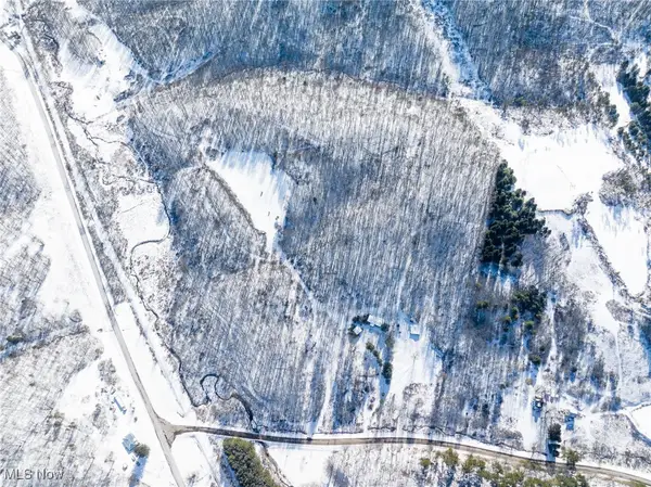 NE Avon Road, Carrollton, OH 44615