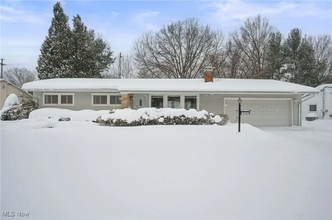 5282 Dogwood Trail, Lyndhurst, OH 44124 - Image #1