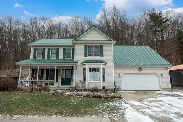 828 Green Drive, Coshocton, OH 43812