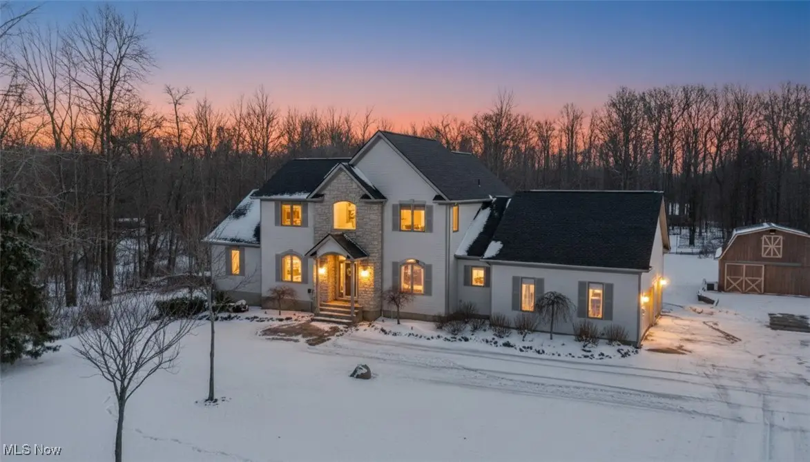 9685 Campton Ridge Drive, Chardon, OH 44024 - Image #1