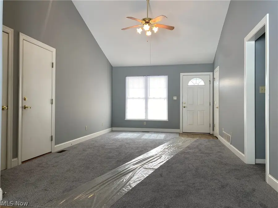 313 Abby Lane, Hartville, OH 44632 - Image #3