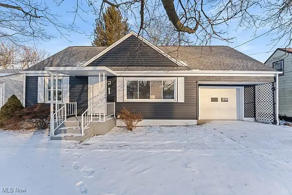 136 Wise Se Avenue, North Canton, OH 44720