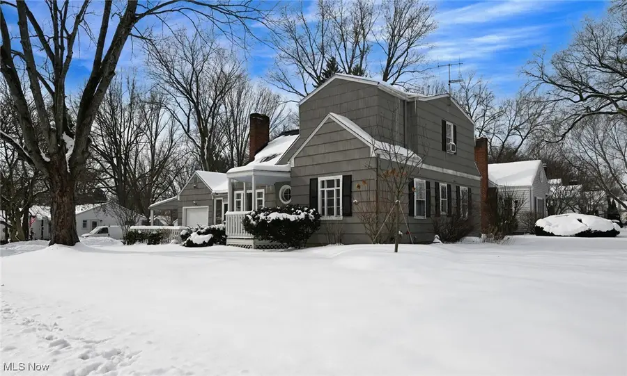 302 N Pershing Avenue, Akron, OH 44313 - #2