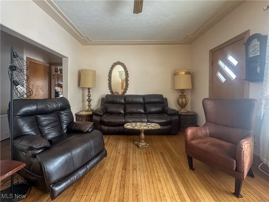 318 W 3rd Street, Niles, OH 44446 - Image #3