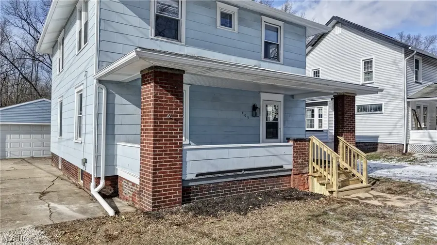 405 Tuscarawas Nw Avenue, Brewster, OH 44613 - #3