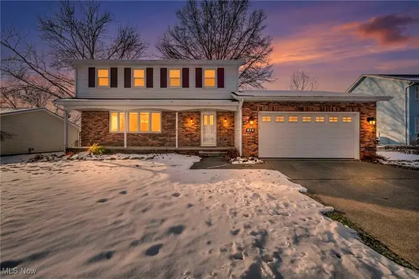 812 Westminister Drive, Brunswick, OH 44212